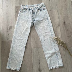 levi's vintage light wash high rise straight leg